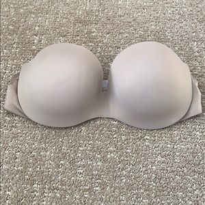 Women’s Nude Strapless Bra